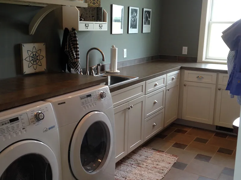 Luxury House Plan Laundry Room Photo 01 - Stewart Point Luxury Home 011S-0032 - Shop House Plans and More