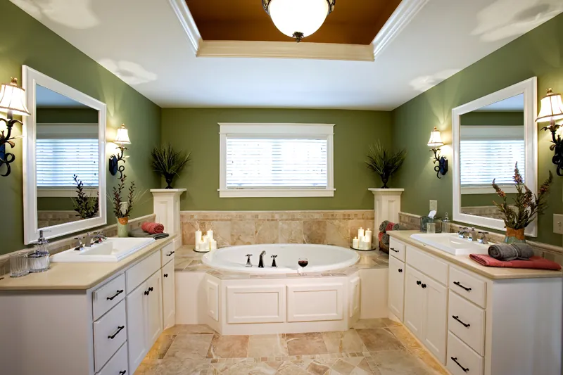 Prairie House Plan Master Bathroom Photo 02 - Clarksdale Luxury Home 013S-0008 - Search House Plans and More
