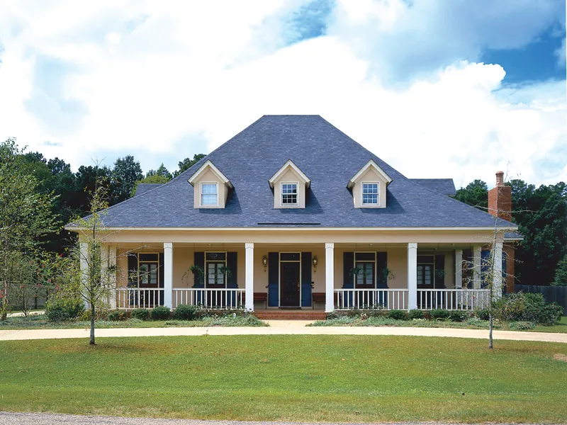 Grand Southern Plantation With Breezy Front Porch