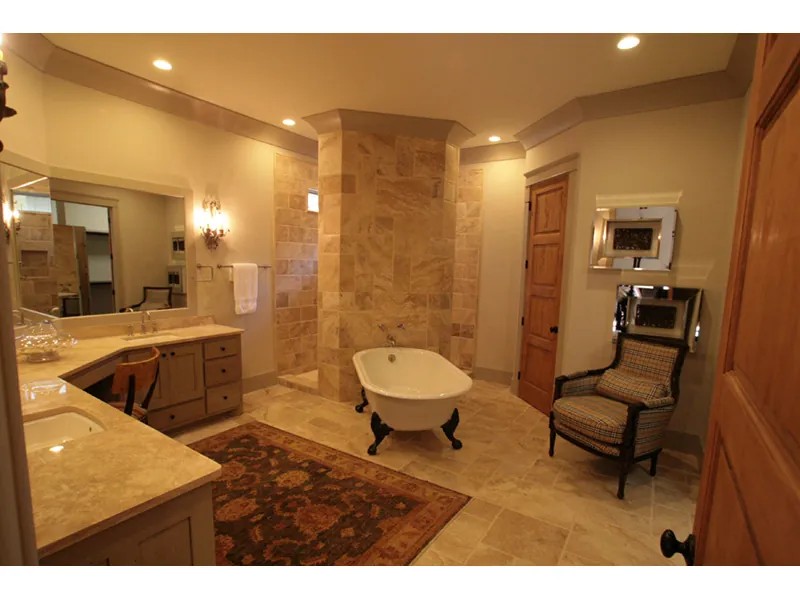 Lowcountry House Plan Master Bathroom Photo 02 - Cottonlane Lowcountry Home 024S-0028 - Search House Plans and More