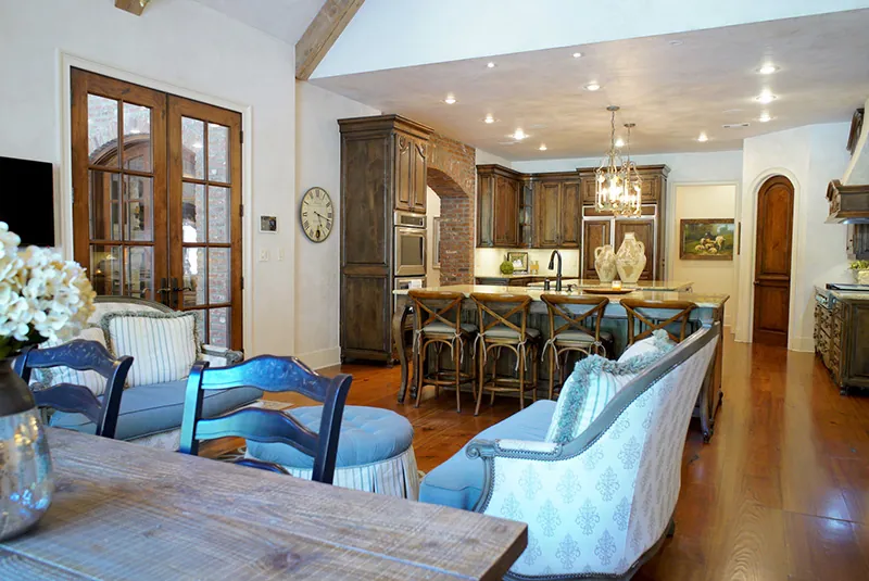 European House Plan Great Room Photo 01 - Glengarrie Luxury Home 055D-0983 - Search House Plans and More