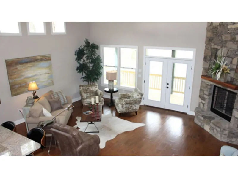 Arts & Crafts House Plan Great Room Photo 01 - 141D-0145 - Shop House Plans and More